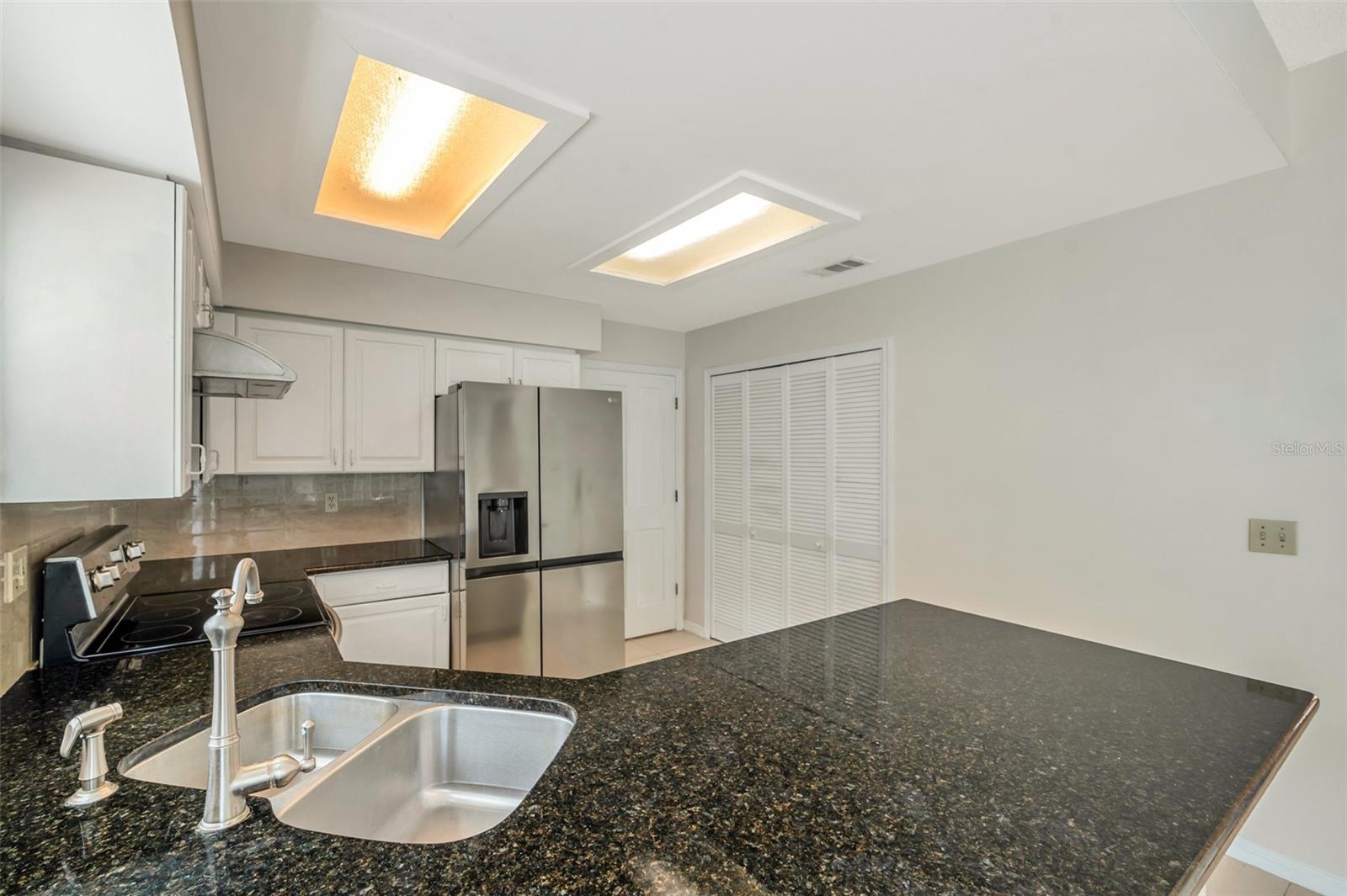 5014 STERLING MANOR DR, TAMPA, FL, 33647