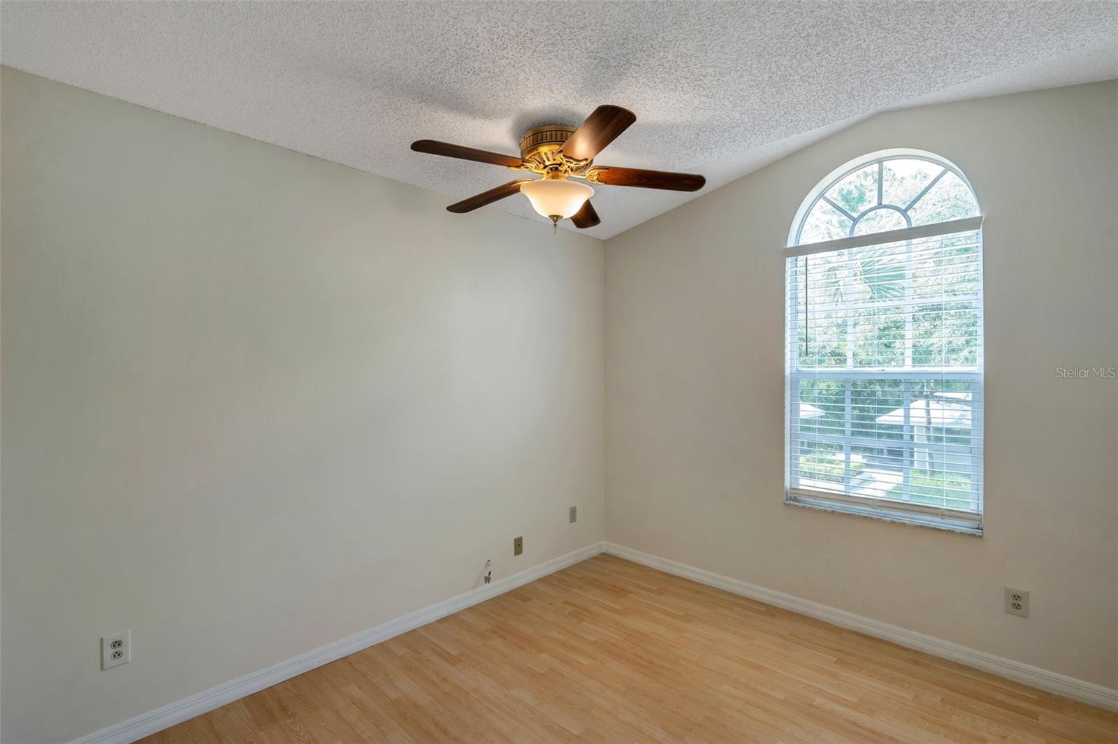 5014 STERLING MANOR DR, TAMPA, FL, 33647