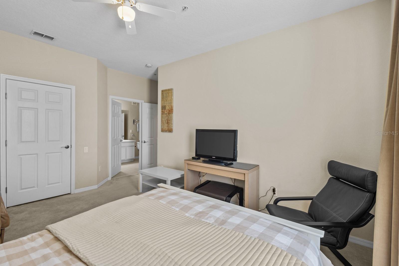 8300 PORTOFINO DR #305, DAVENPORT, FL, 33896