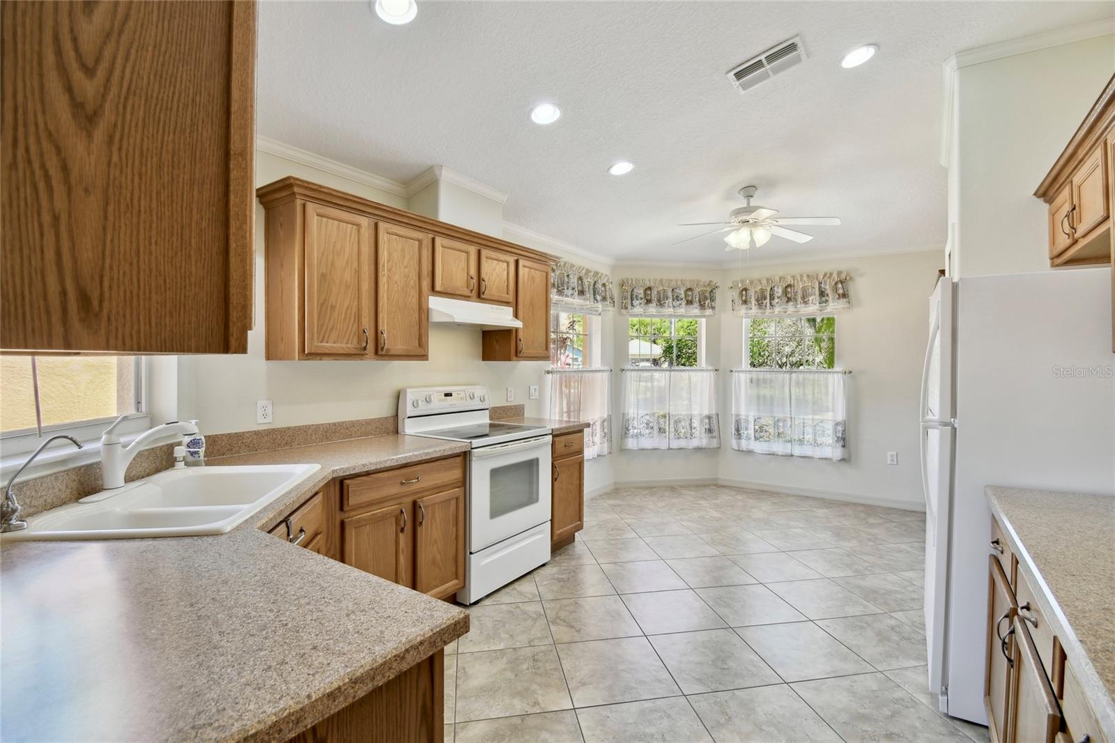 782 VINEYARD WAY, POINCIANA, FL, 34759