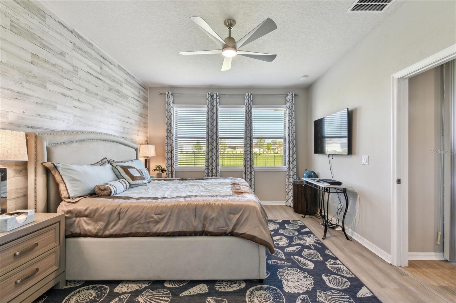 8100 OLIVE BROOK DR, WESLEY CHAPEL, FL, 33545
