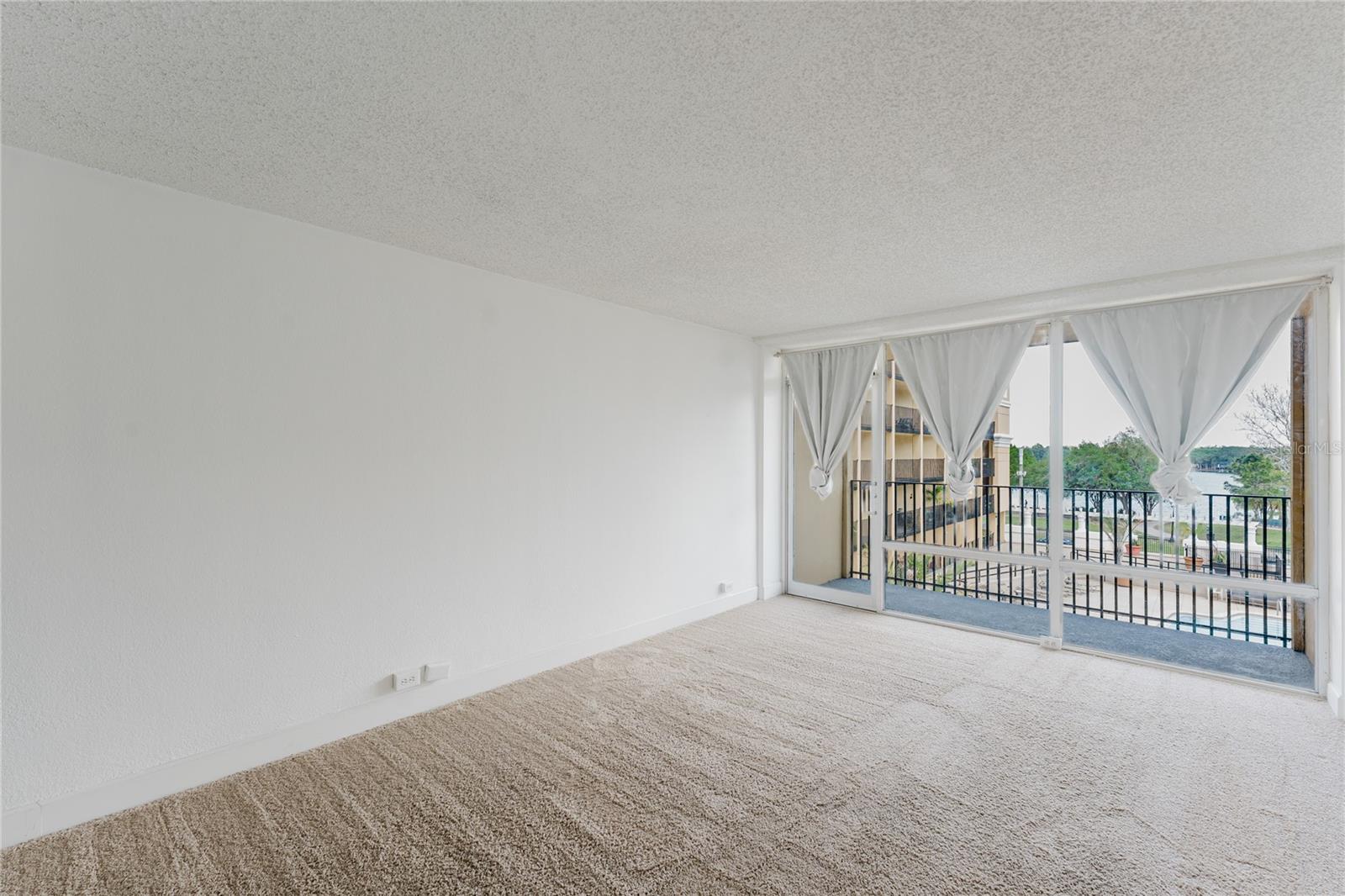 151 E WASHINGTON ST #408, ORLANDO, FL, 32801