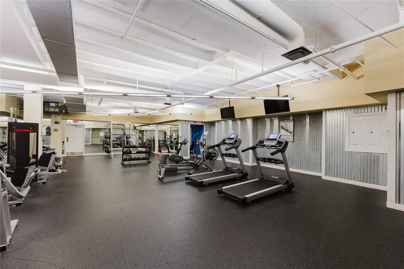 151 E WASHINGTON ST #408, ORLANDO, FL, 32801