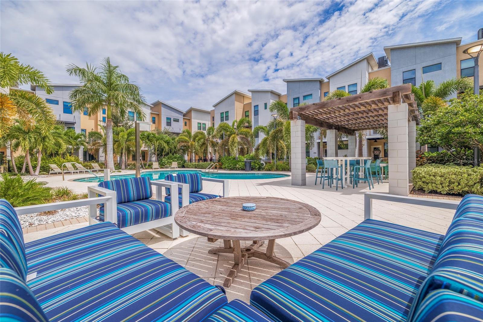 2570 12TH PL N, ST PETERSBURG, FL, 33713