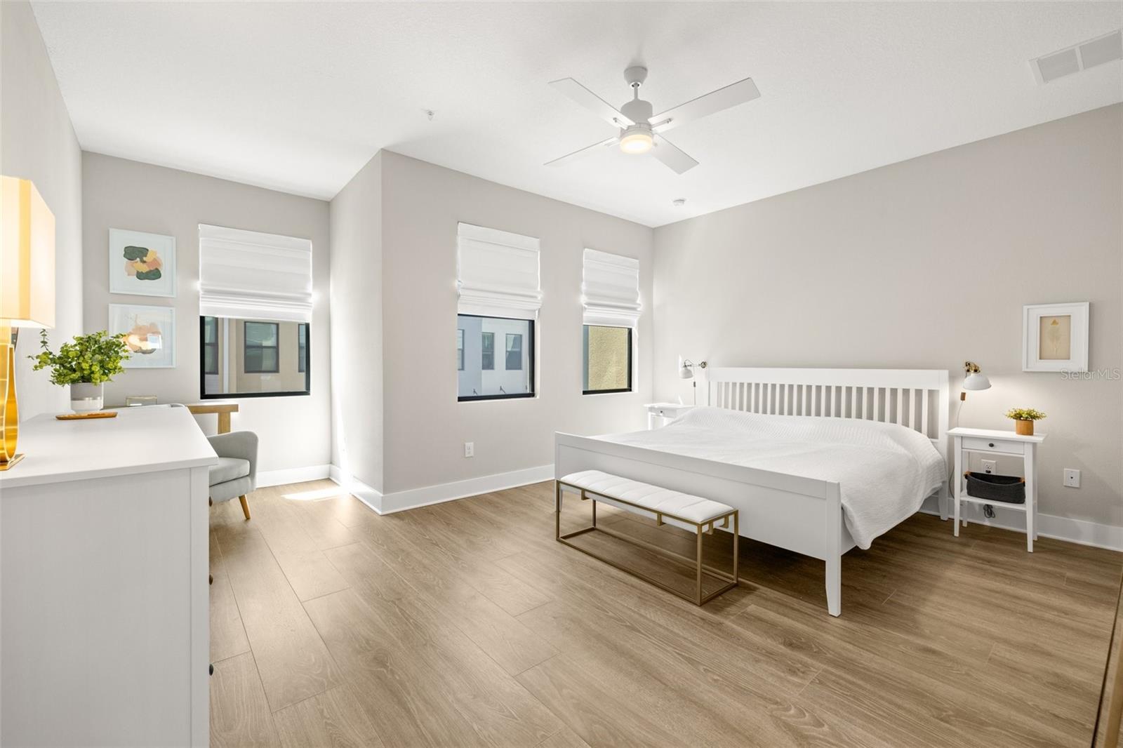 2570 12TH PL N, ST PETERSBURG, FL, 33713