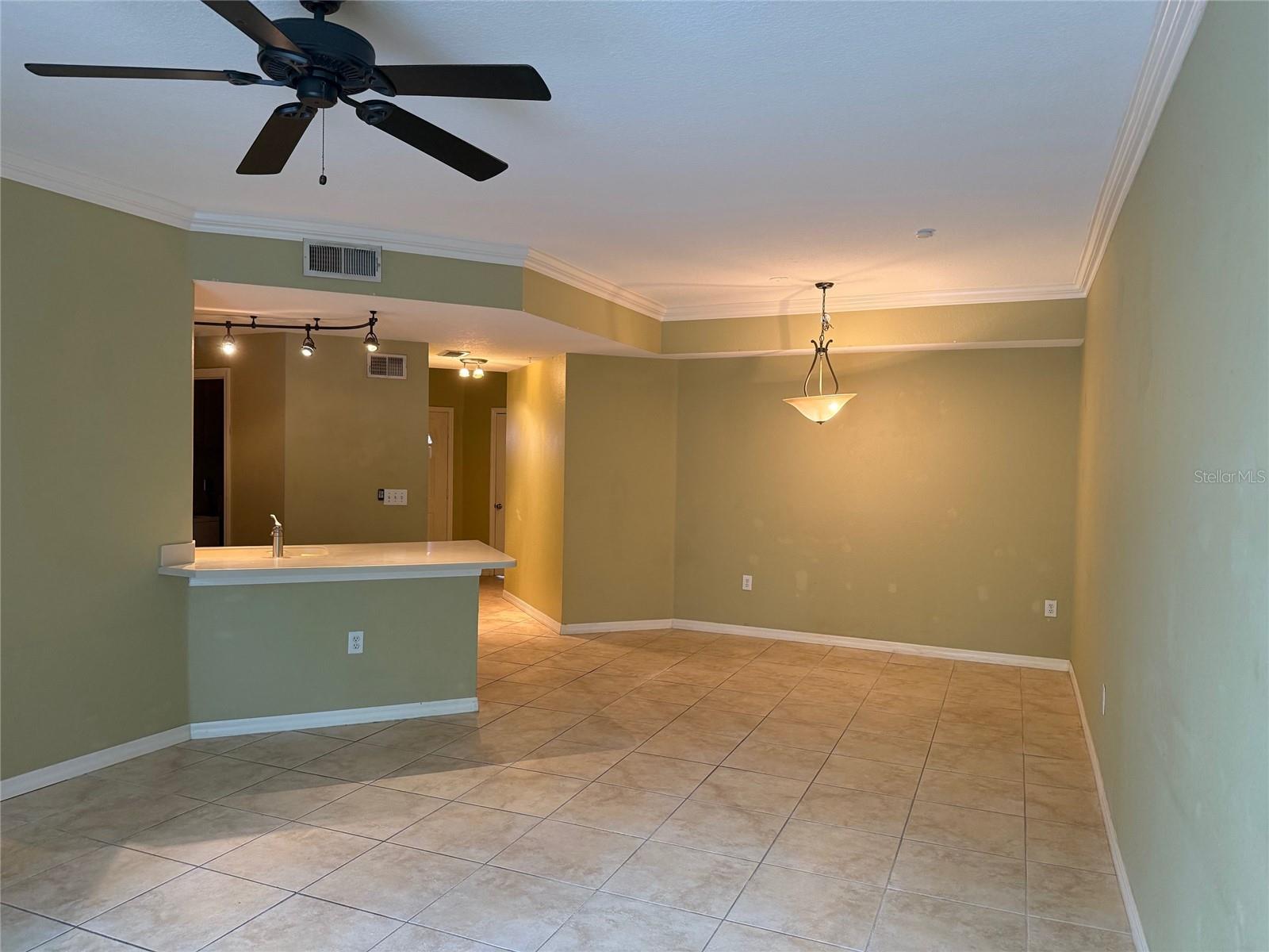 5691 BENTGRASS DR #15-102, SARASOTA, FL, 34235