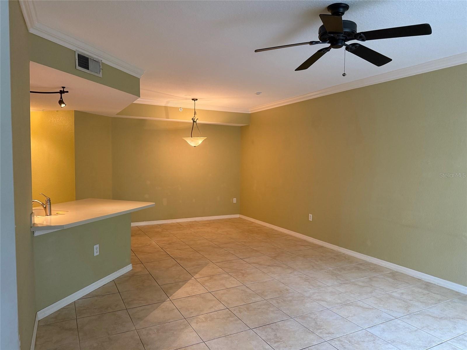 5691 BENTGRASS DR #15-102, SARASOTA, FL, 34235