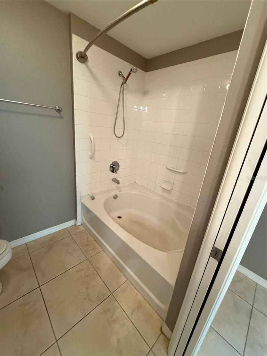5691 BENTGRASS DR #15-102, SARASOTA, FL, 34235