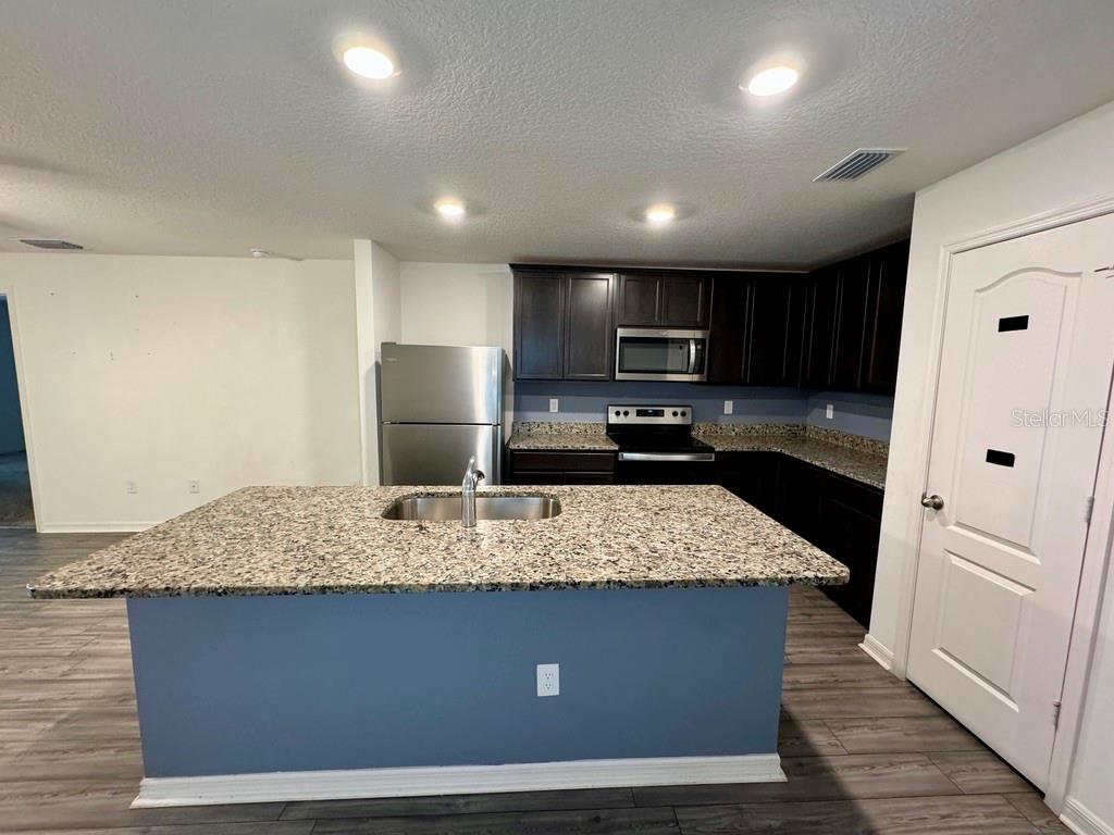 30175 BOONIE RD, BROOKSVILLE, FL, 34602