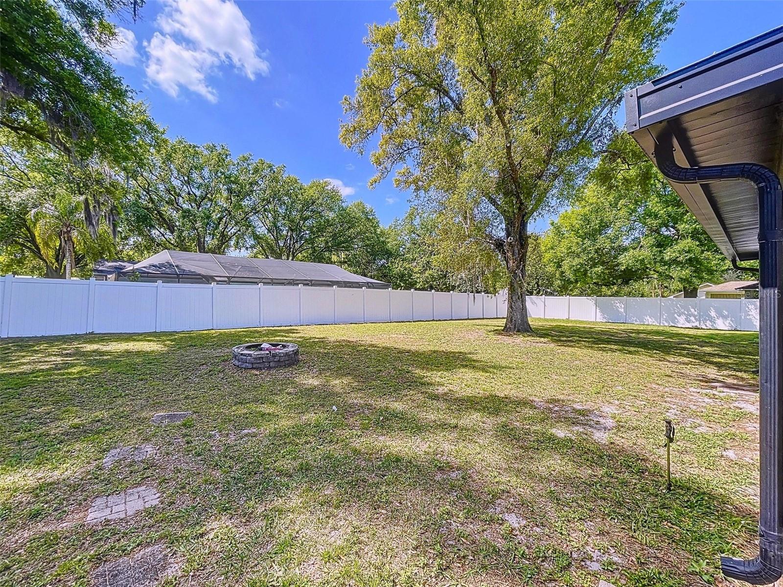 2821 GRAPEFRUIT DR, AUBURNDALE, FL, 33823