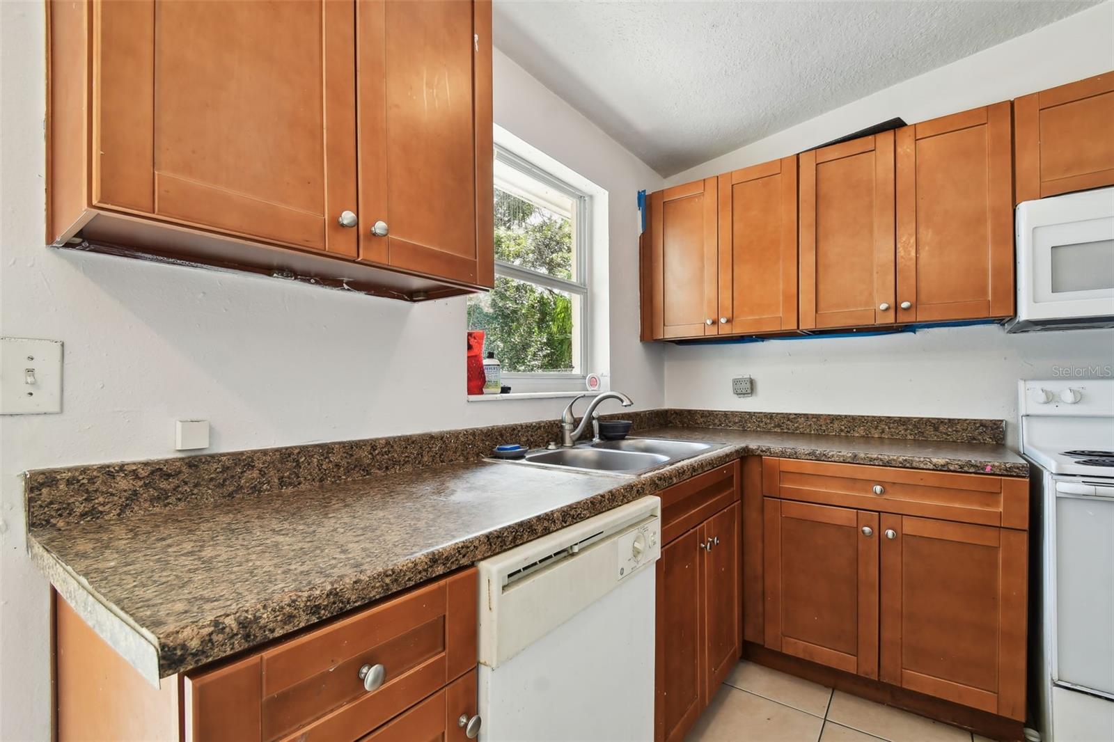 5208 S 82ND ST, TAMPA, FL, 33619