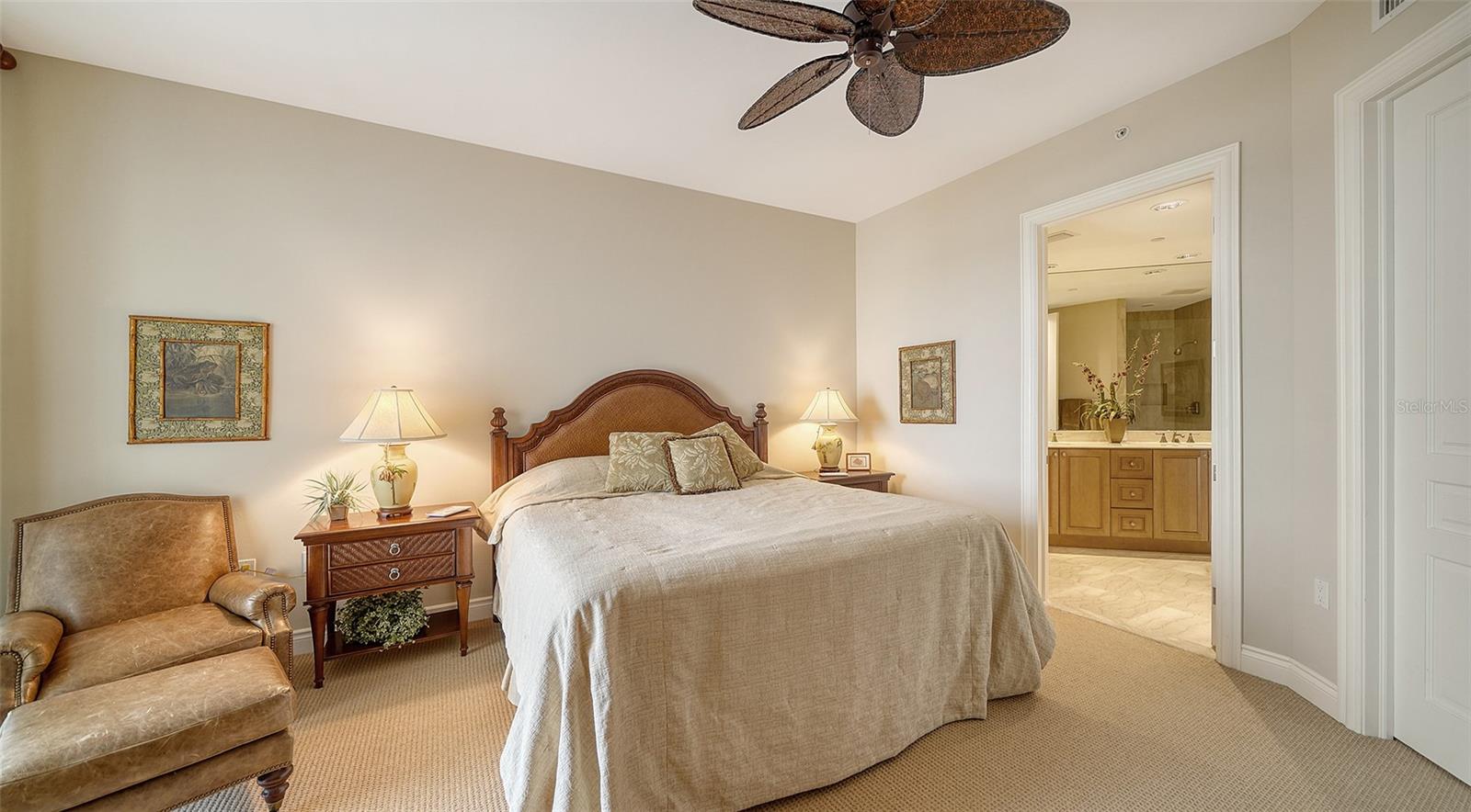 2050 BENJAMIN FRANKLIN DR #A1001, SARASOTA, FL, 34236