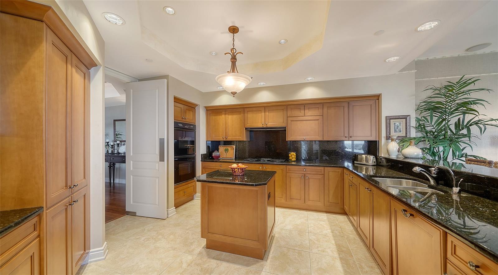 2050 BENJAMIN FRANKLIN DR #A1001, SARASOTA, FL, 34236
