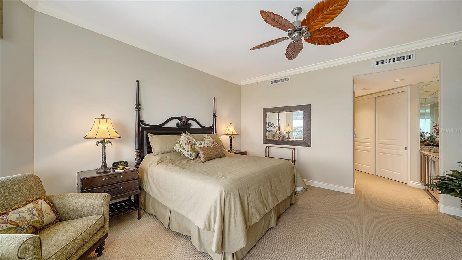 2050 BENJAMIN FRANKLIN DR #A1001, SARASOTA, FL, 34236