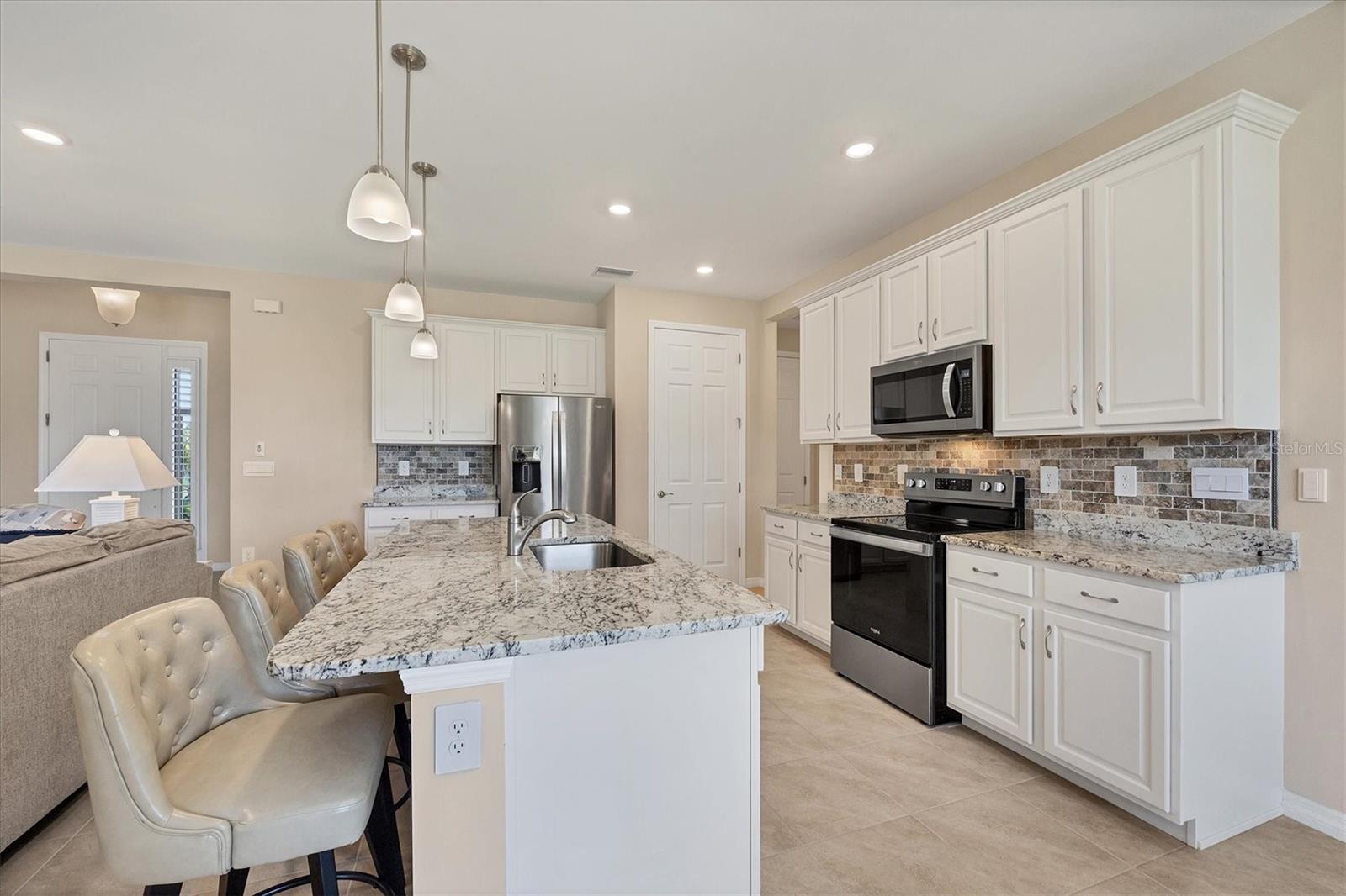 507 W CASHEW, PUNTA GORDA, FL, 33955