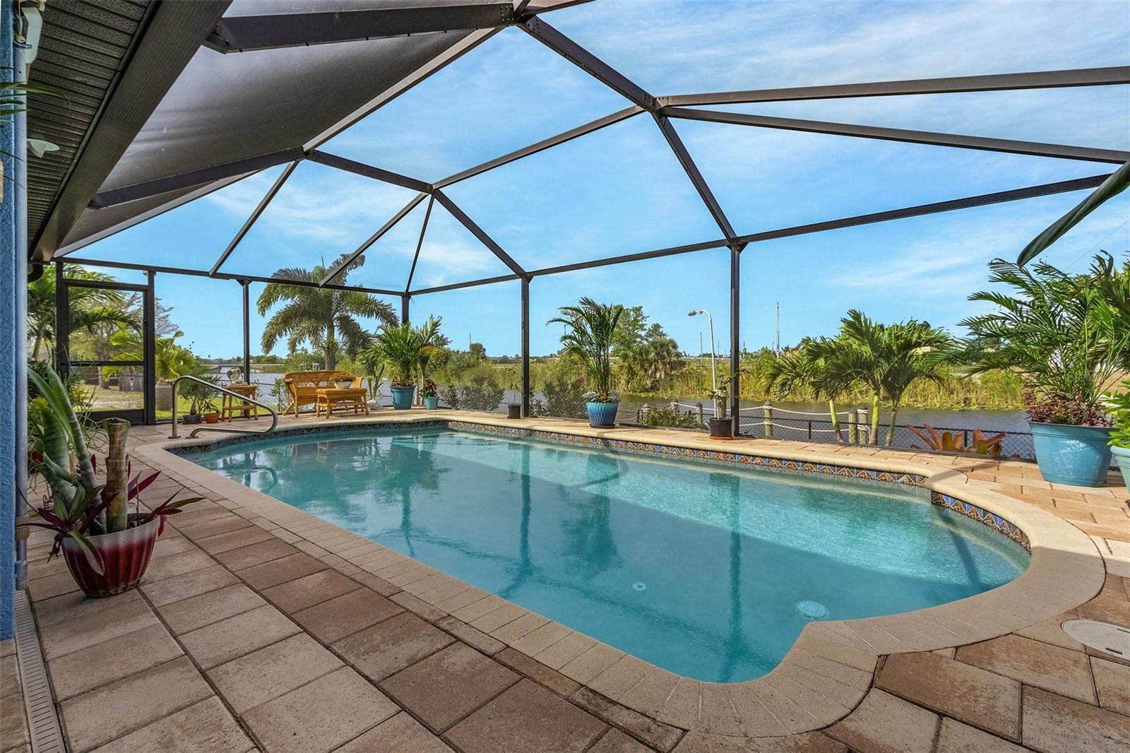 26 NW 29TH PL, CAPE CORAL, FL, 33993