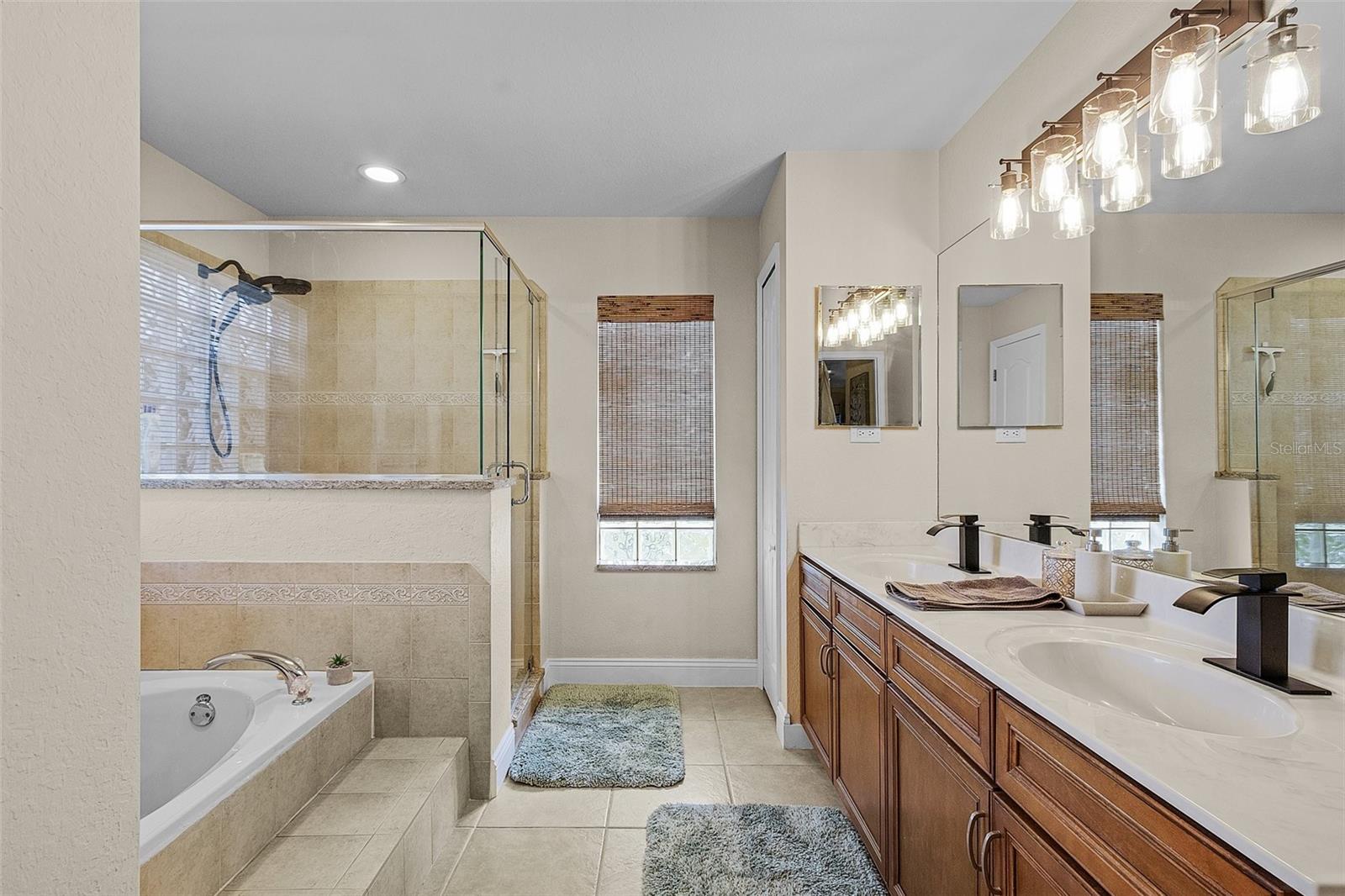 26 NW 29TH PL, CAPE CORAL, FL, 33993