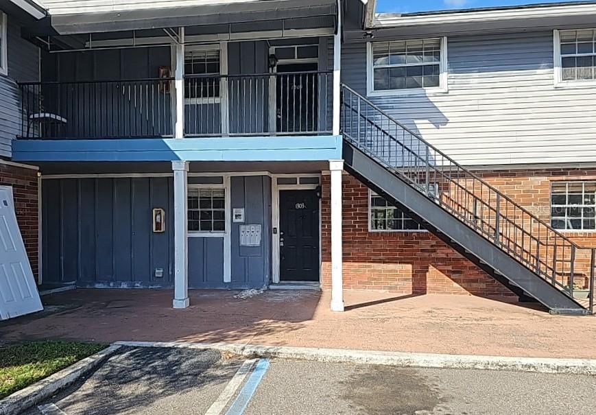 200 COUNTRY CLUB DR #1303, LARGO, FL, 33771