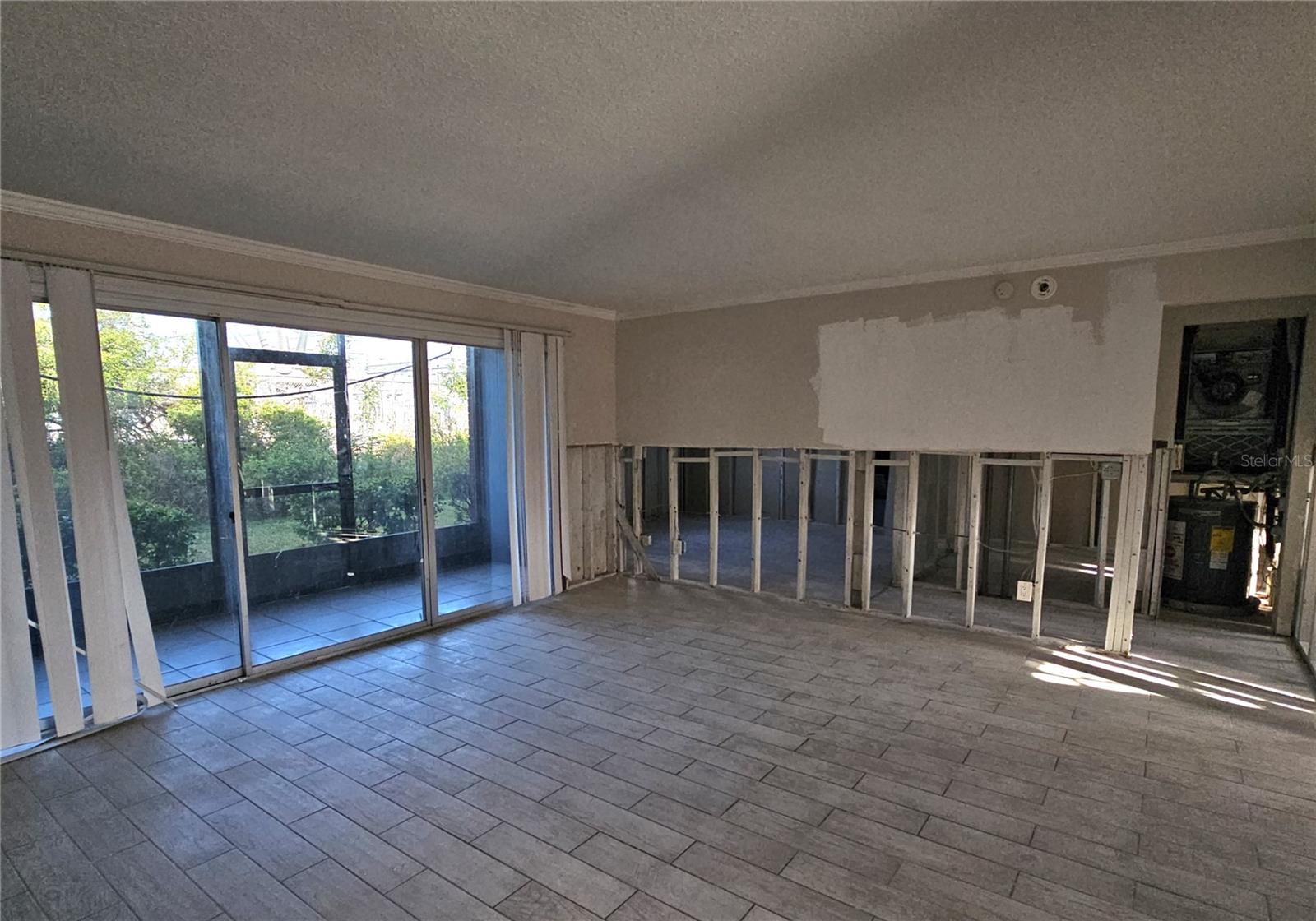 200 COUNTRY CLUB DR #1303, LARGO, FL, 33771