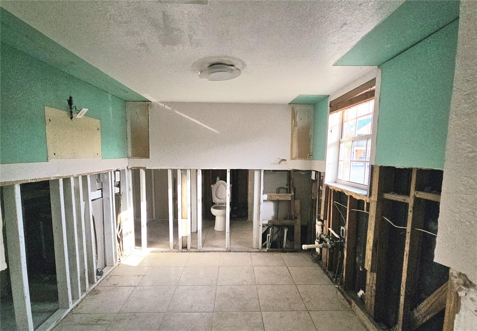 200 COUNTRY CLUB DR #1303, LARGO, FL, 33771