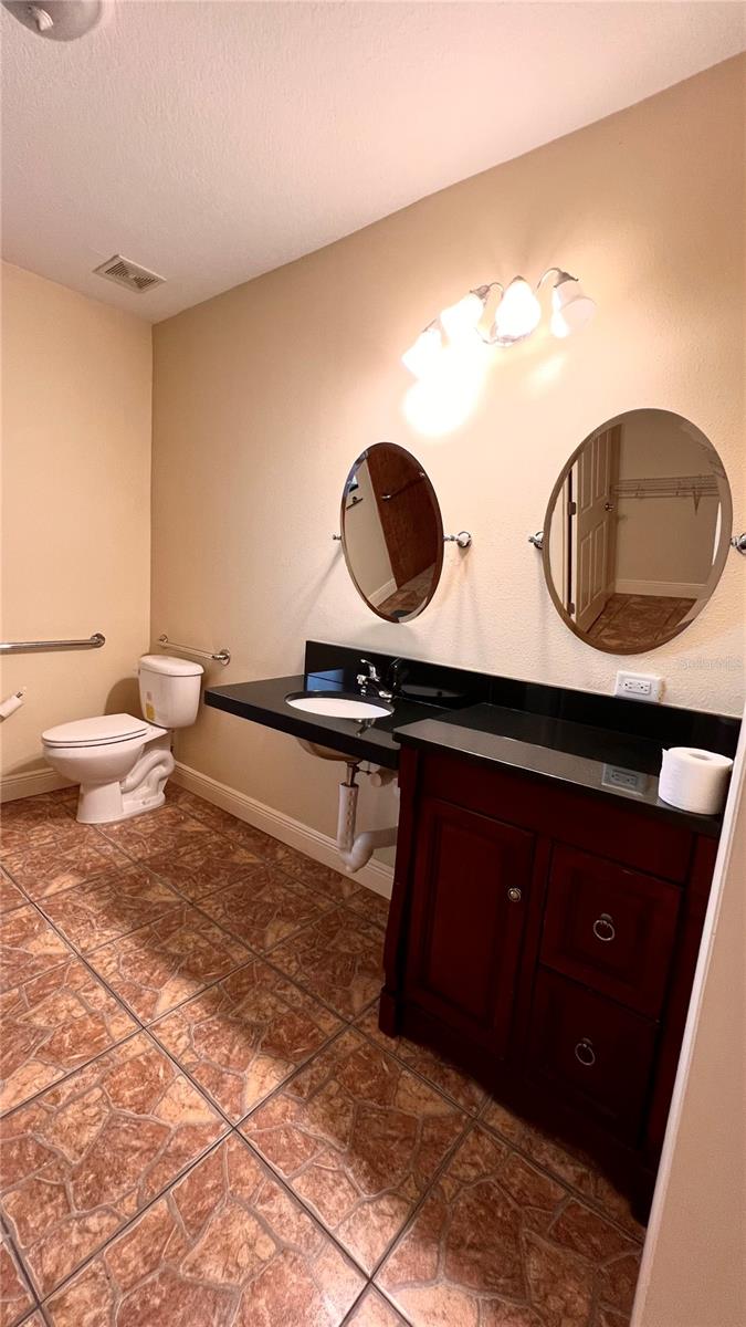 2049 SCOTLAND DR, CLEARWATER, FL, 33763