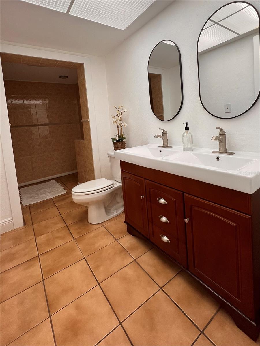 2049 SCOTLAND DR, CLEARWATER, FL, 33763