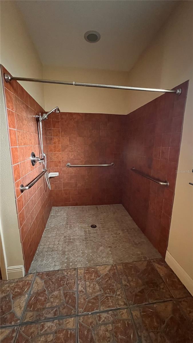 2049 SCOTLAND DR, CLEARWATER, FL, 33763