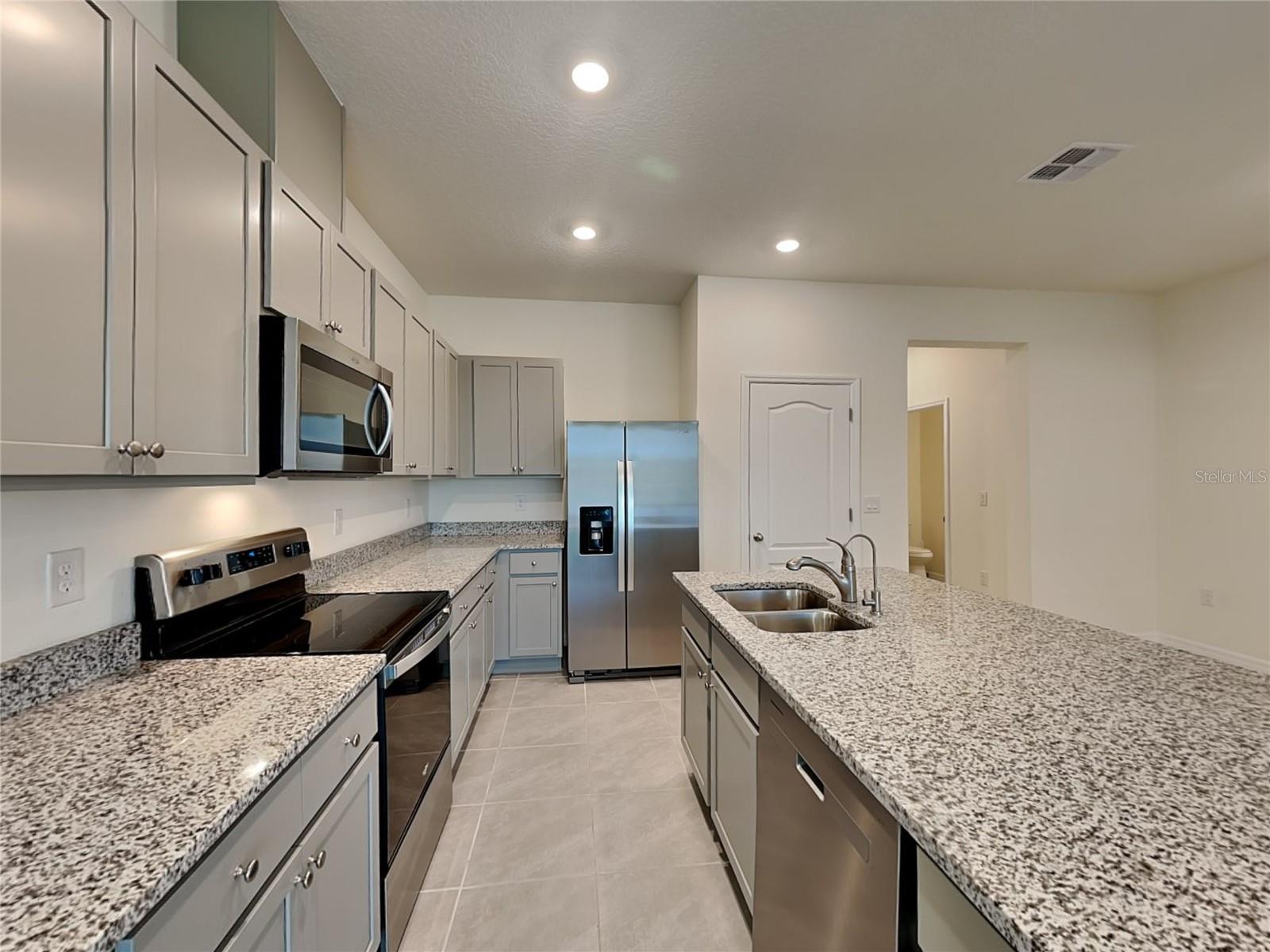 973 LIDO DR, HOWEY IN THE HILLS, FL, 34737