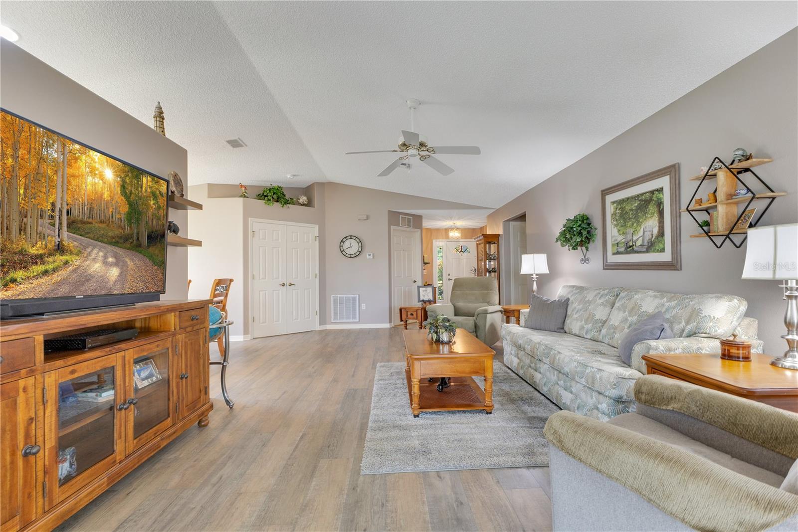 815 OLD OAKS LN, LEESBURG, FL, 34748