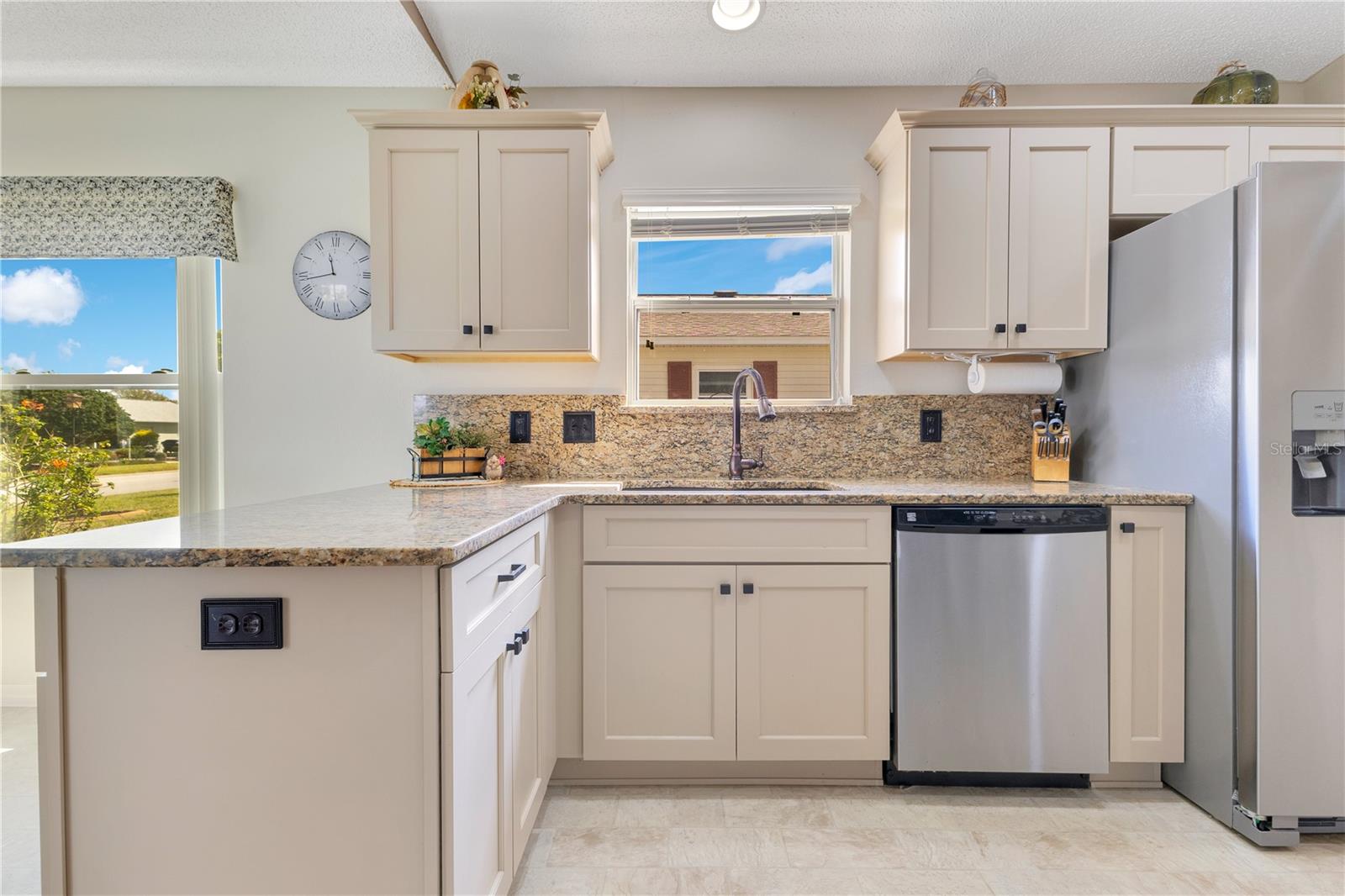 815 OLD OAKS LN, LEESBURG, FL, 34748