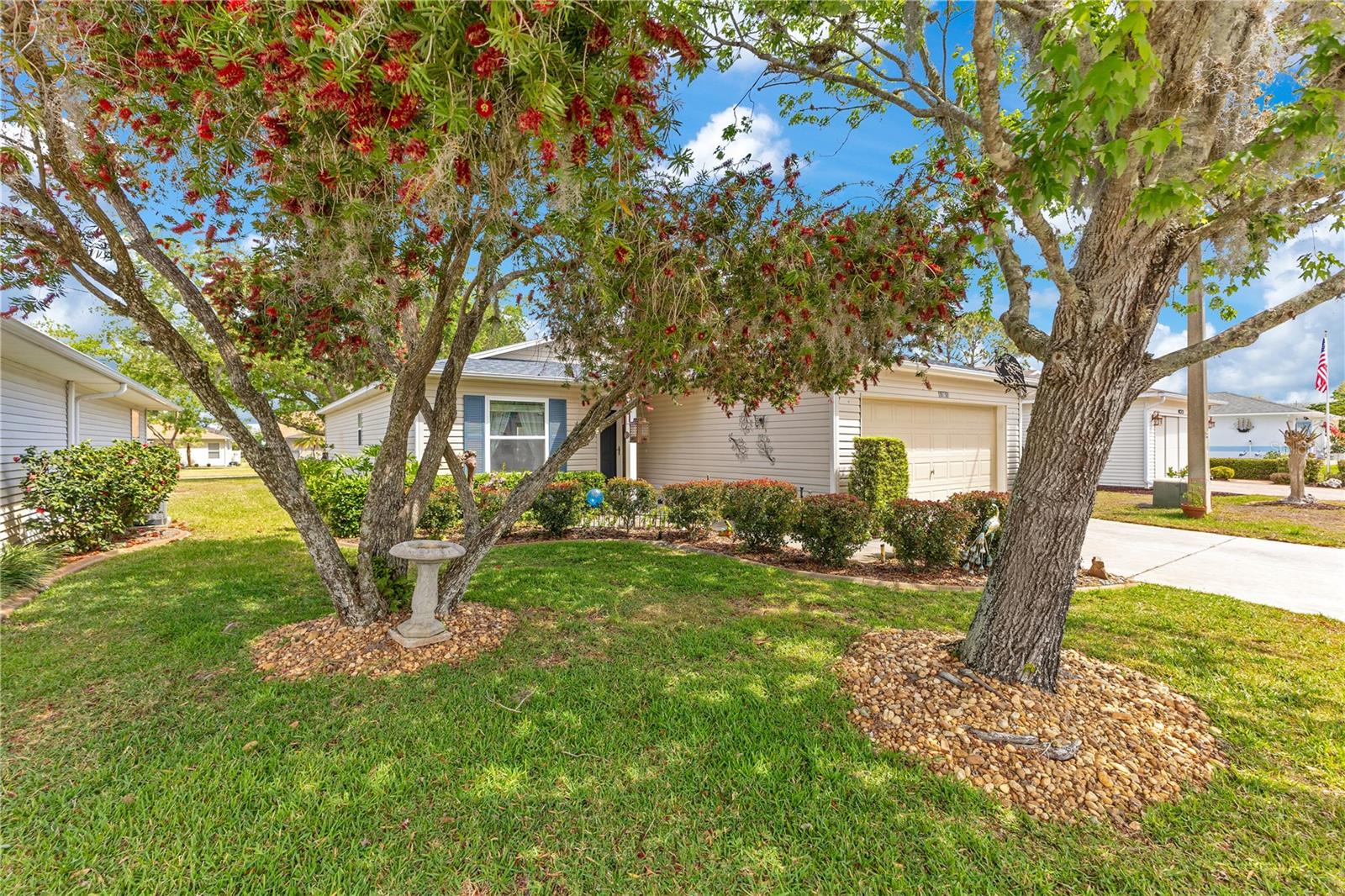 815 OLD OAKS LN, LEESBURG, FL, 34748