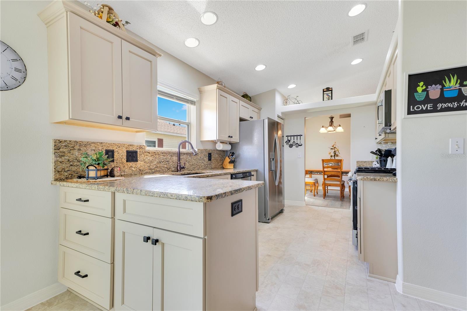 815 OLD OAKS LN, LEESBURG, FL, 34748