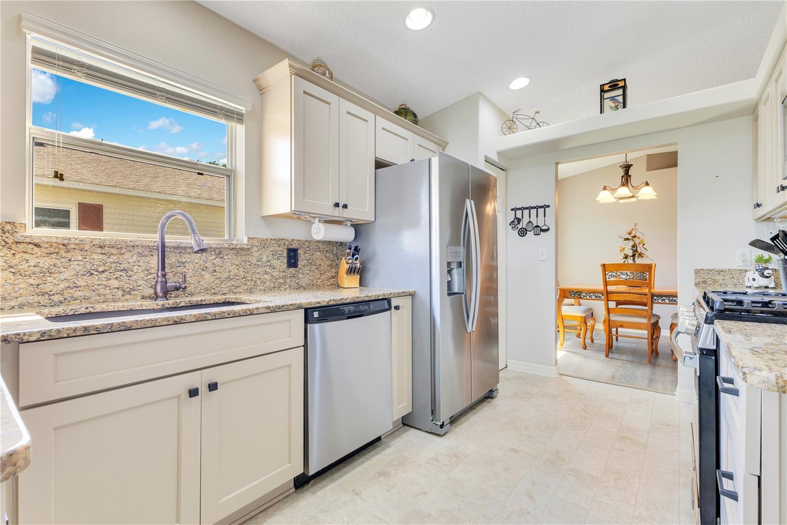 815 OLD OAKS LN, LEESBURG, FL, 34748