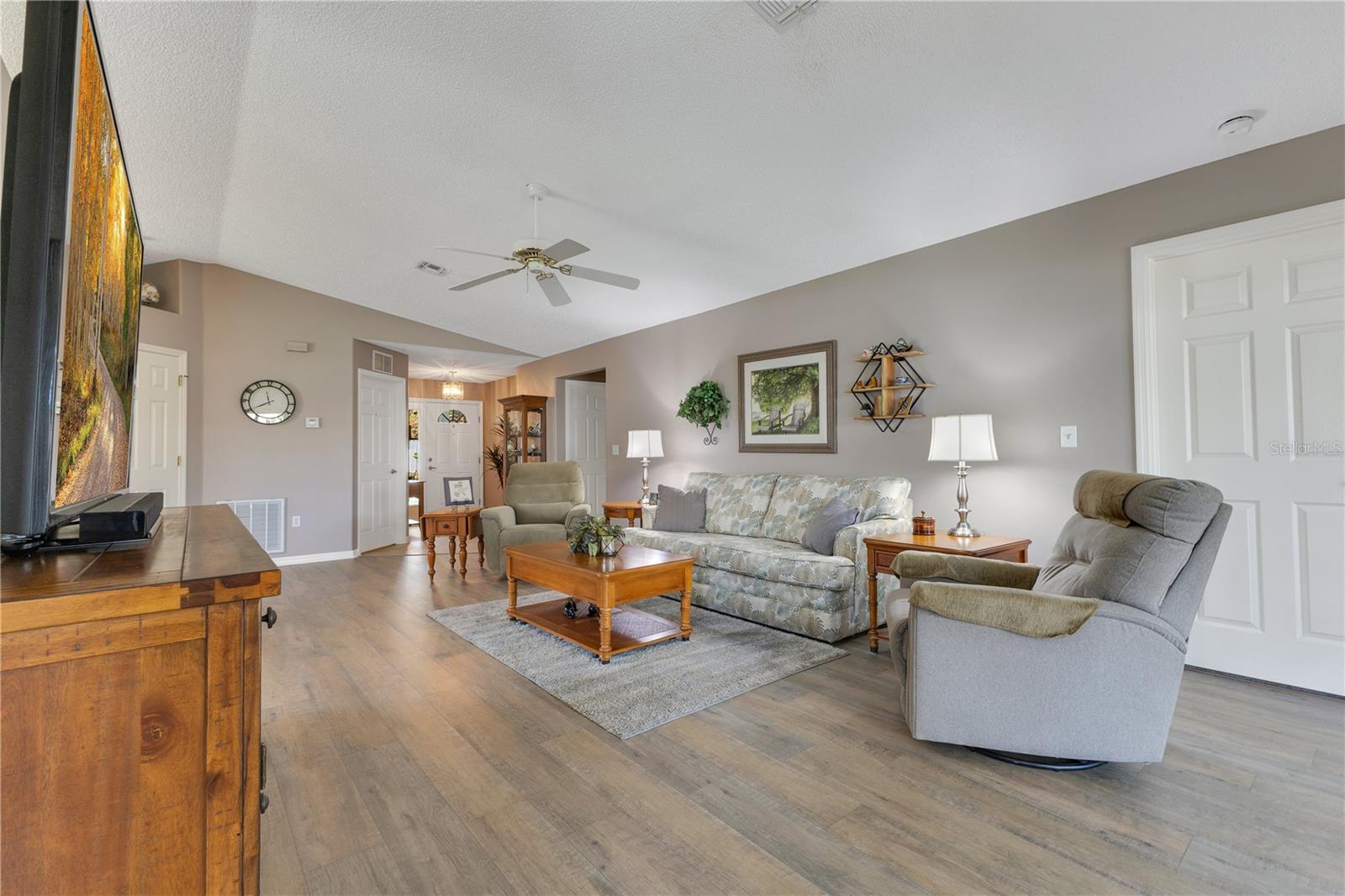 815 OLD OAKS LN, LEESBURG, FL, 34748