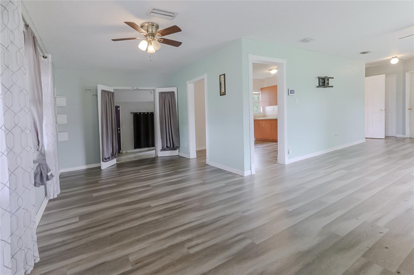 16 FLAMEVINE LN, DEBARY, FL, 32713