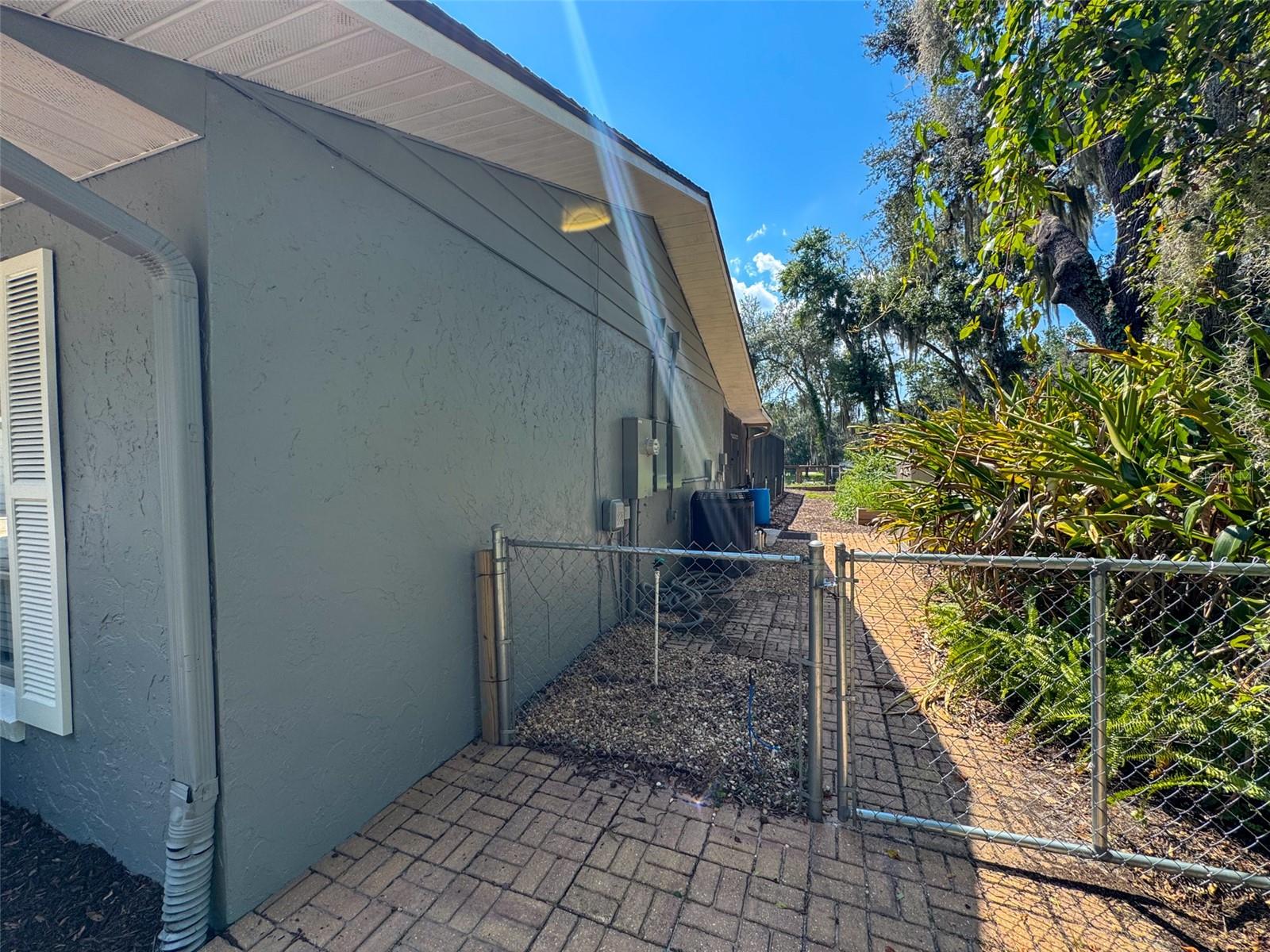 460 SE 4TH AVE, MELROSE, FL, 32666