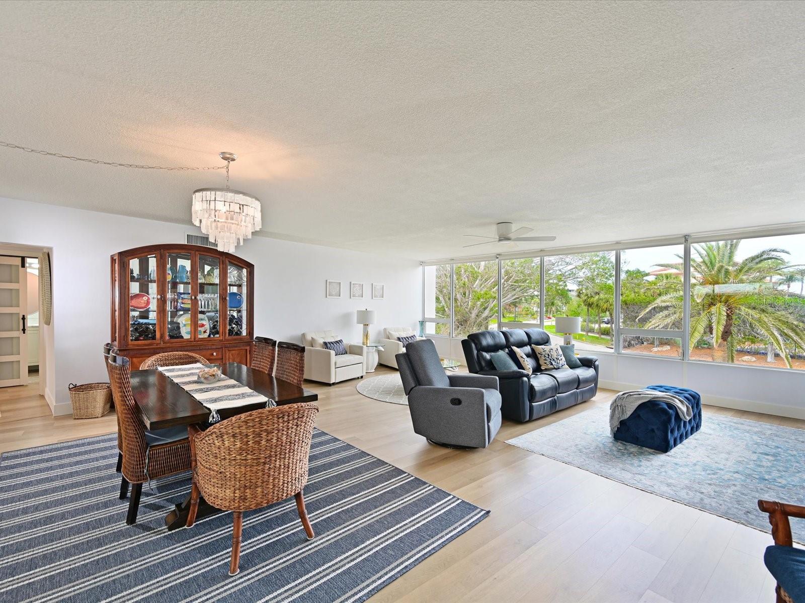 100 SANDS POINT RD #225, LONGBOAT KEY, FL, 34228