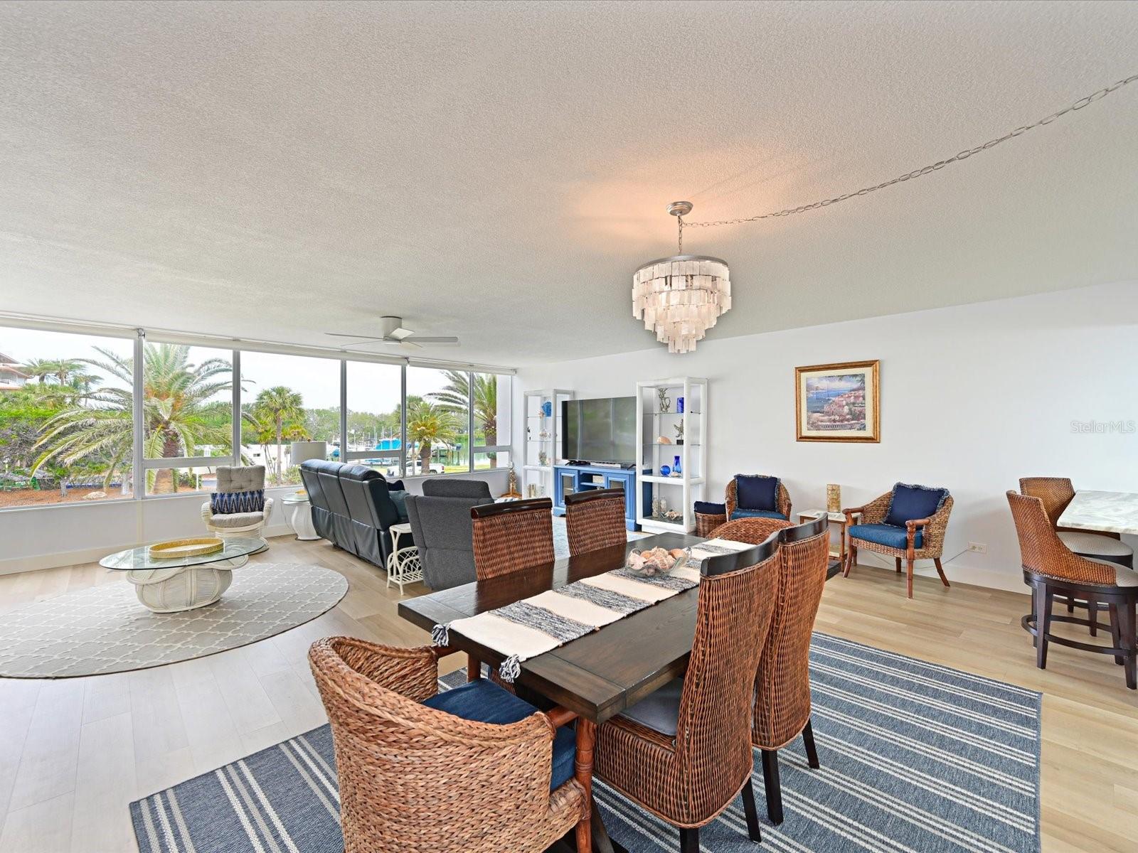 100 SANDS POINT RD #225, LONGBOAT KEY, FL, 34228