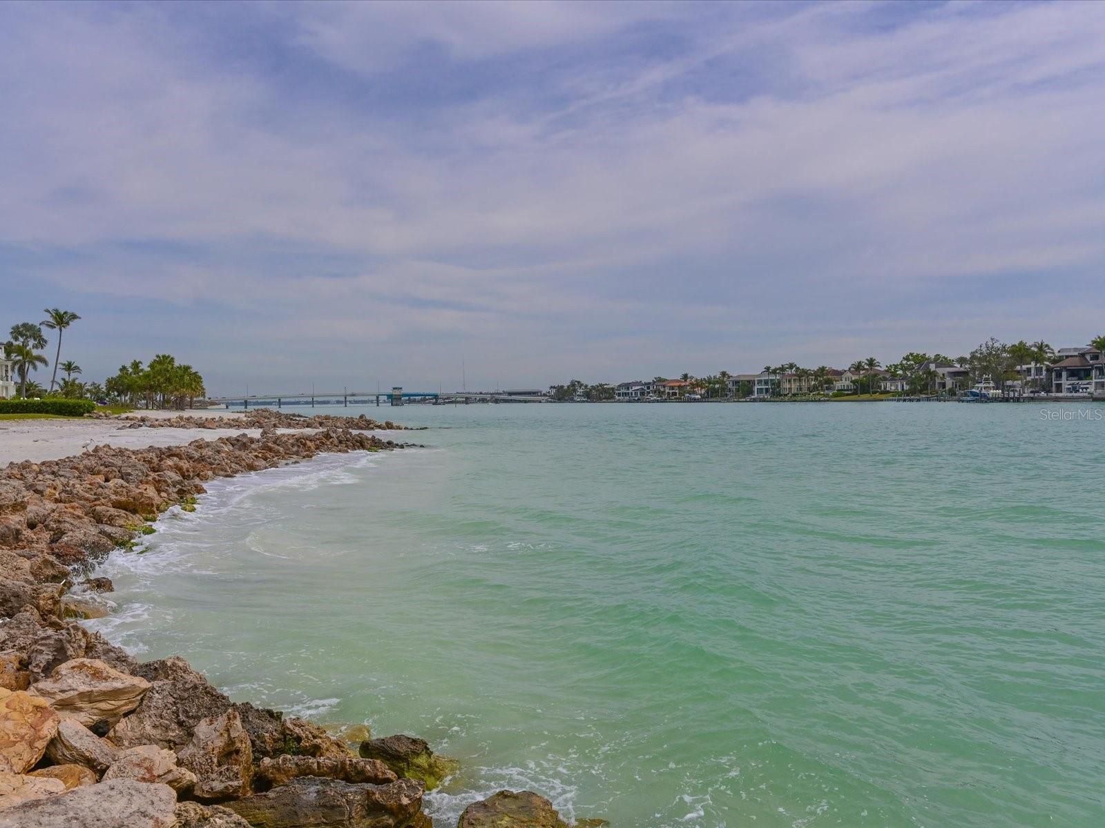100 SANDS POINT RD #225, LONGBOAT KEY, FL, 34228