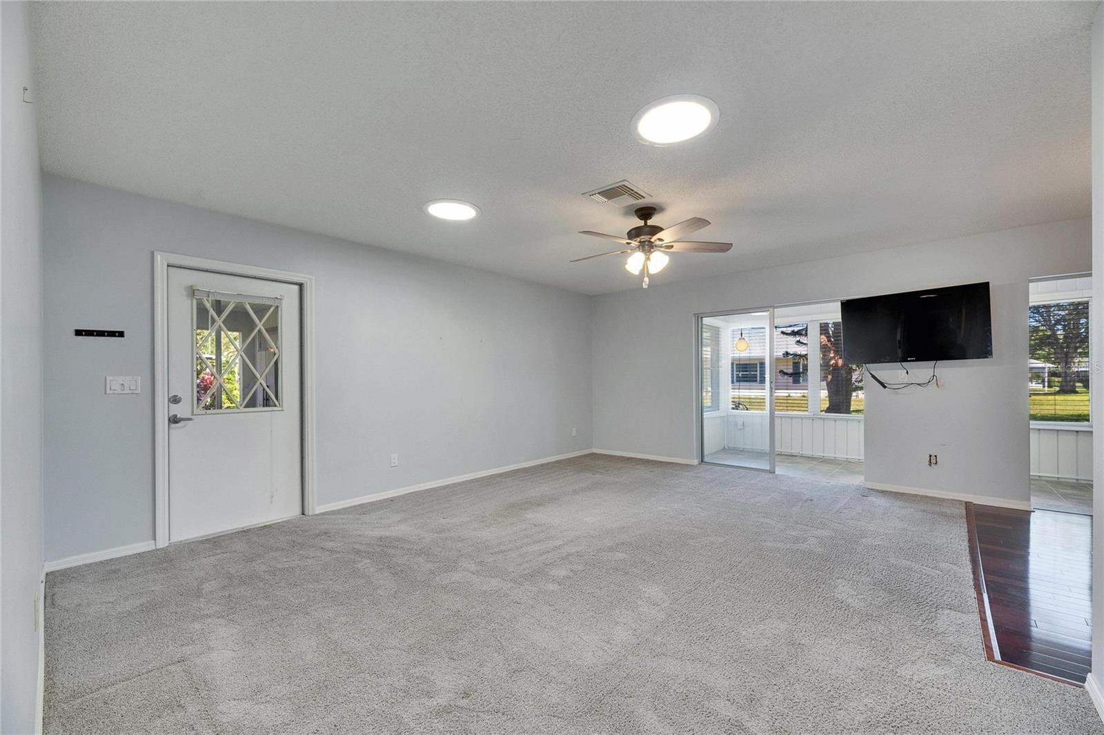 119 GLENDOWER CIR #269, SUN CITY CENTER, FL, 33573