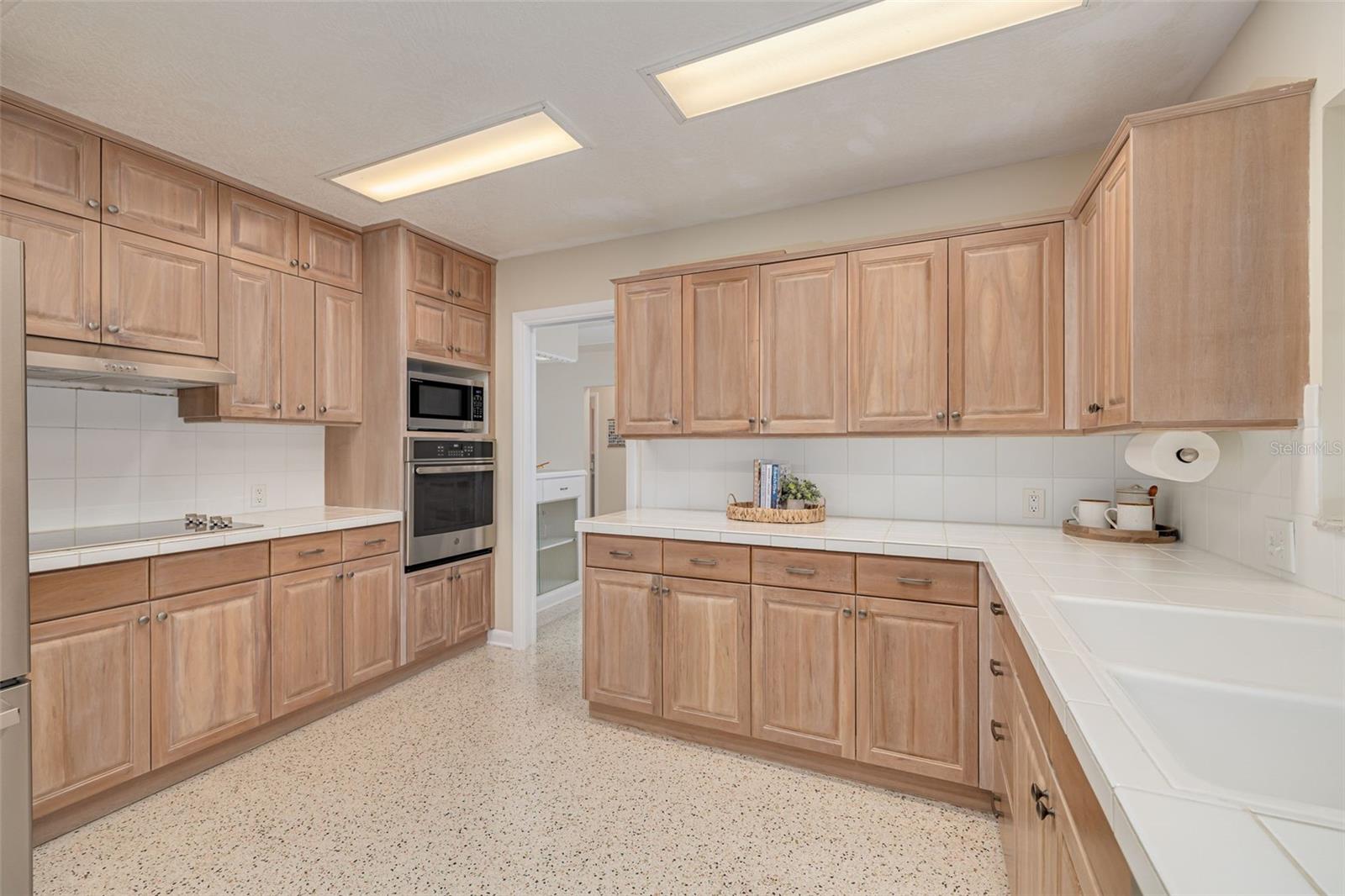 3330 SAN BERNADINO ST, CLEARWATER, FL, 33759