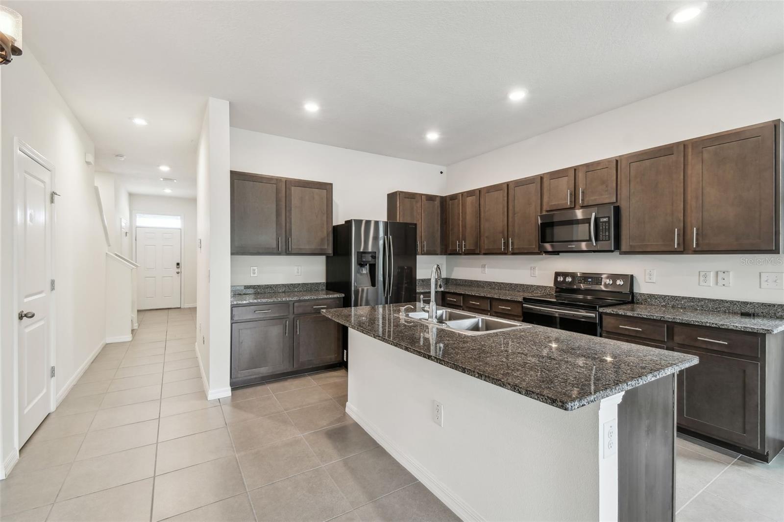 16170 TRADITIONAL BLUFF PL, ODESSA, FL, 33556