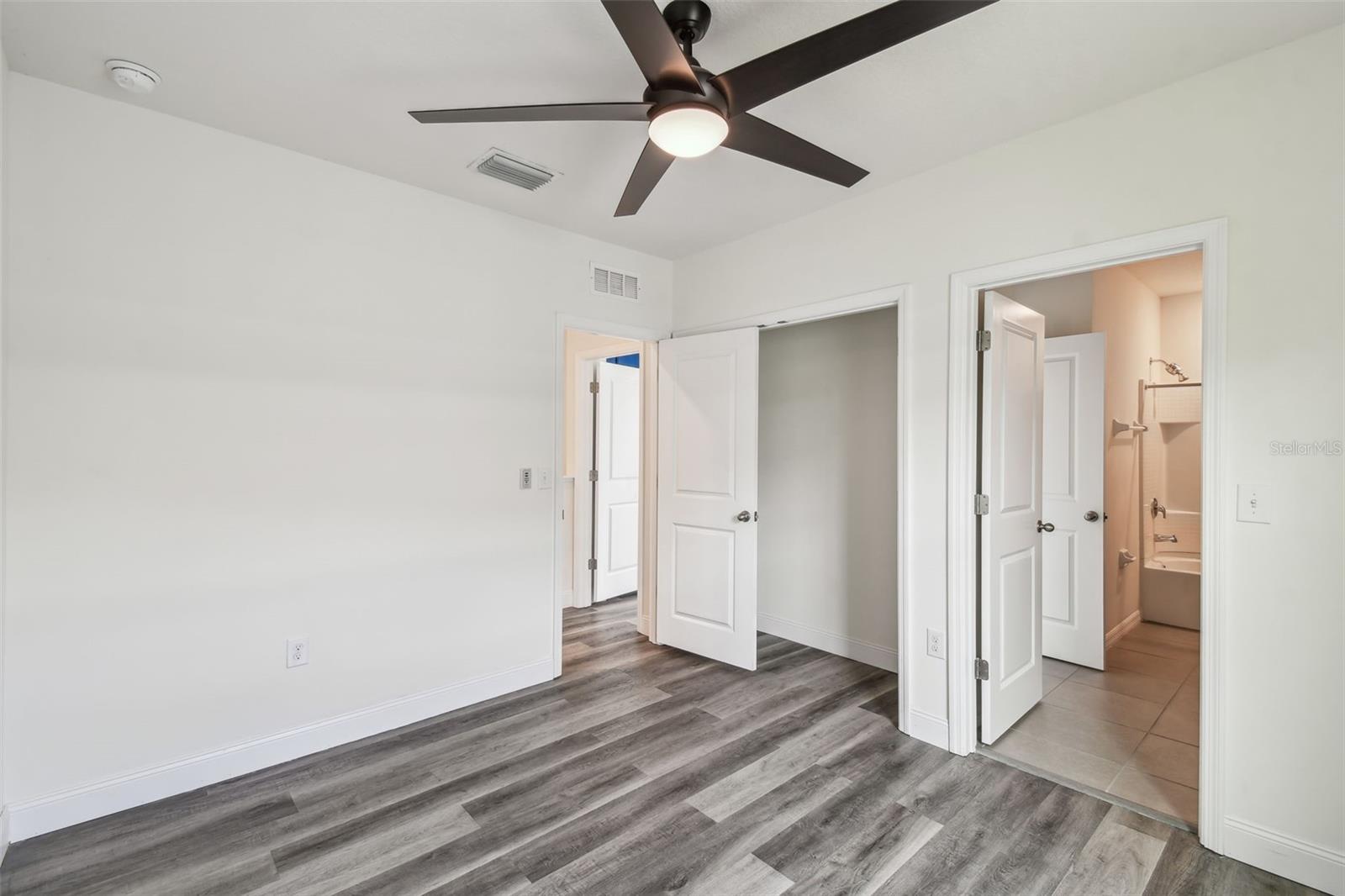16170 TRADITIONAL BLUFF PL, ODESSA, FL, 33556