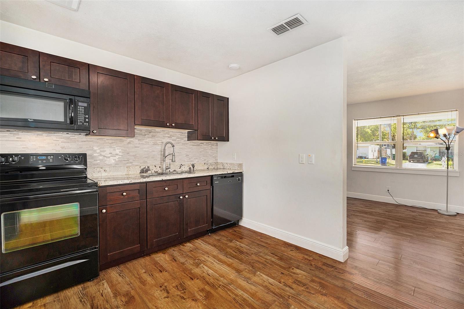 4421 W IOWA AVE, TAMPA, FL, 33616