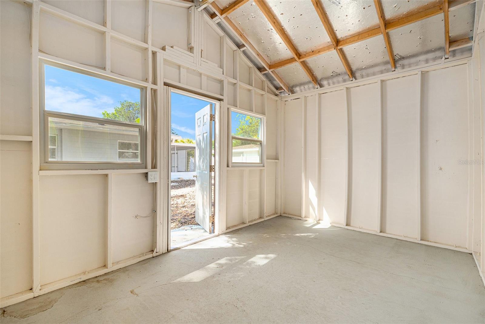 4421 W IOWA AVE, TAMPA, FL, 33616