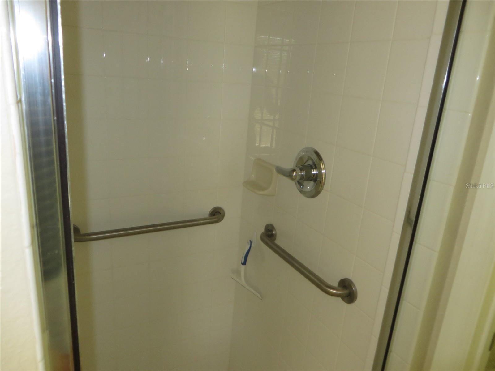 445 ROSE APPLE CIR, PORT CHARLOTTE, FL, 33954