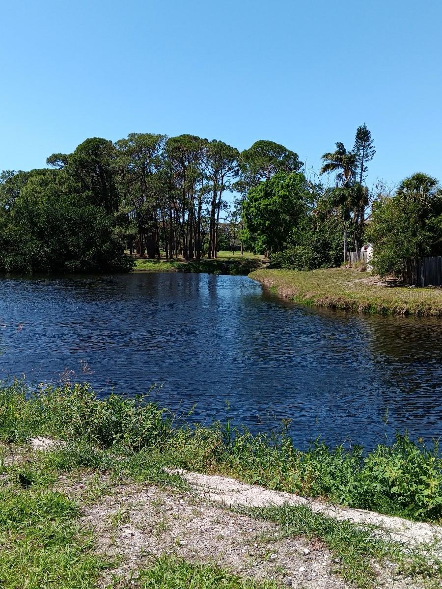 127 81ST AVE NE, ST PETERSBURG, FL, 33702