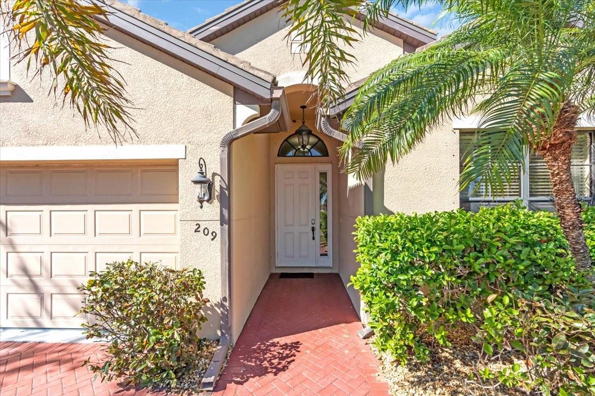 209 AUSTRALIAN DR, ROTONDA WEST, FL, 33947