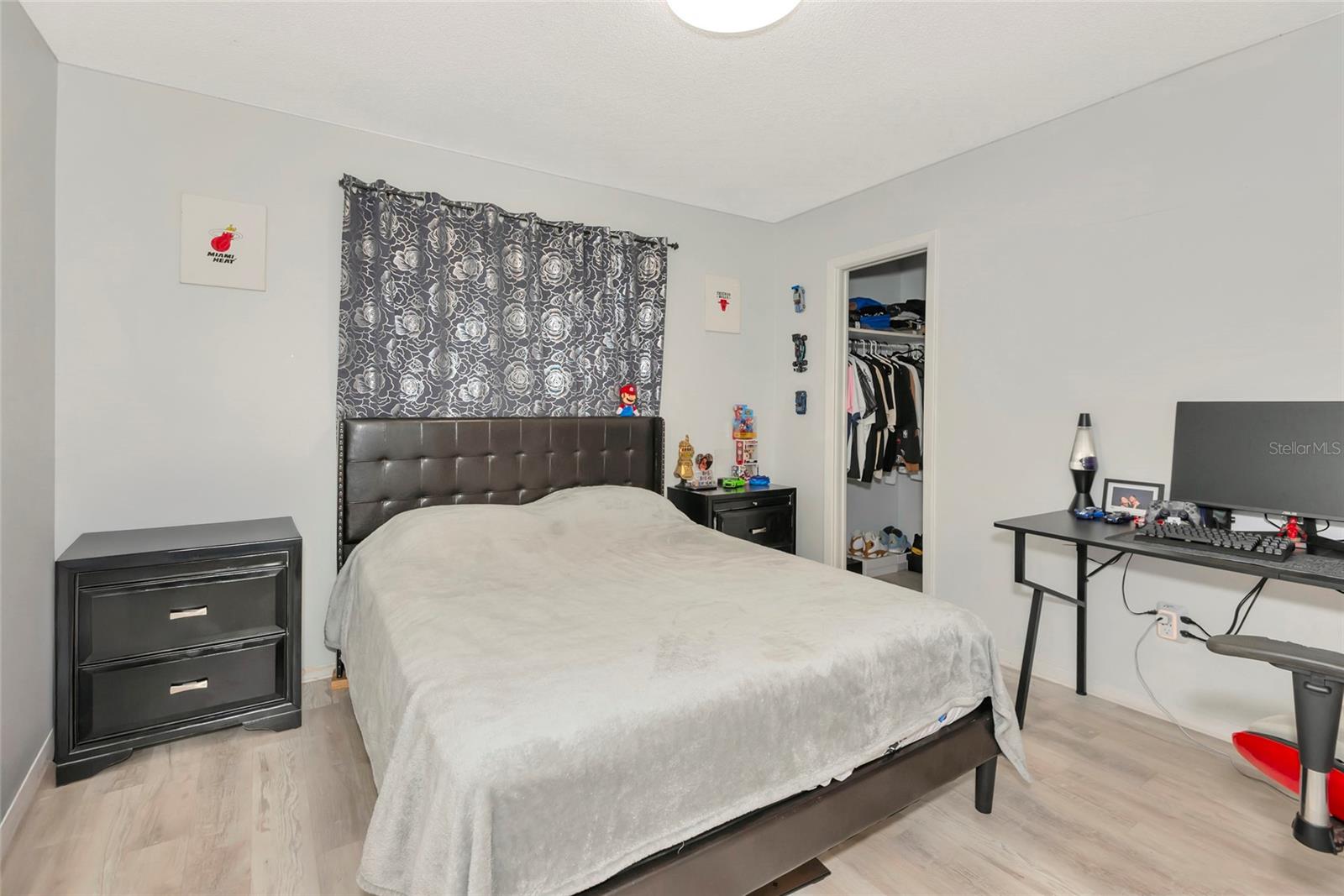 2004 49TH AVE W, BRADENTON, FL, 34207