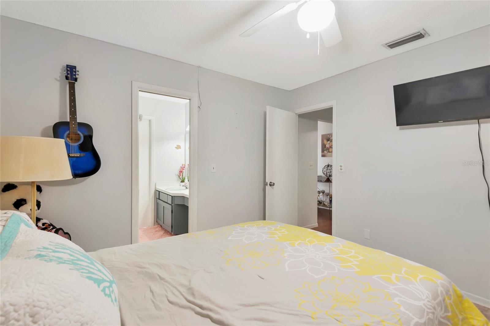 2004 49TH AVE W, BRADENTON, FL, 34207